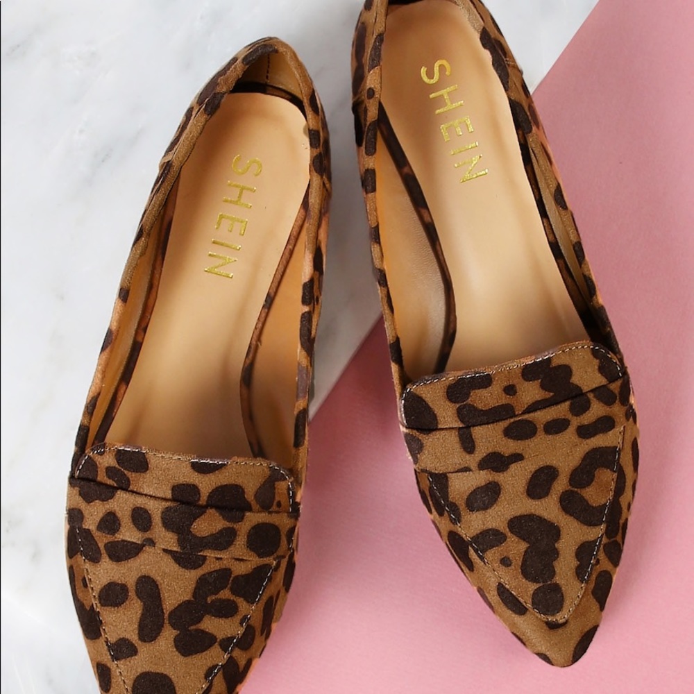 Leopard Pointed Toe Loafers
